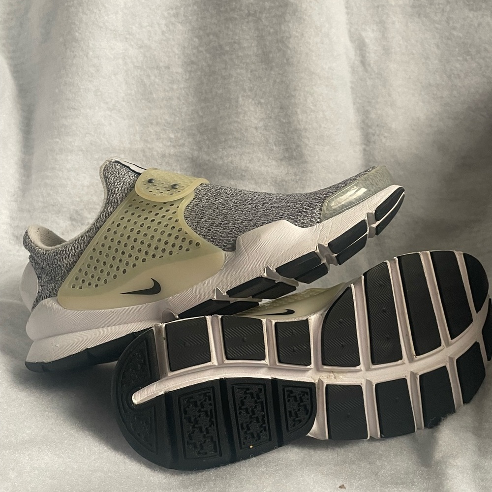 Nike Sock Dart 2016 Men’s Running Sneakers Size 7